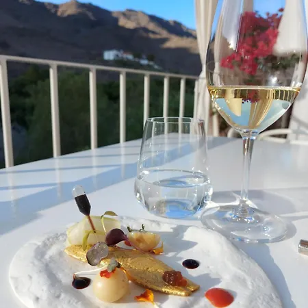 Historica Casa Maria בית נופש *